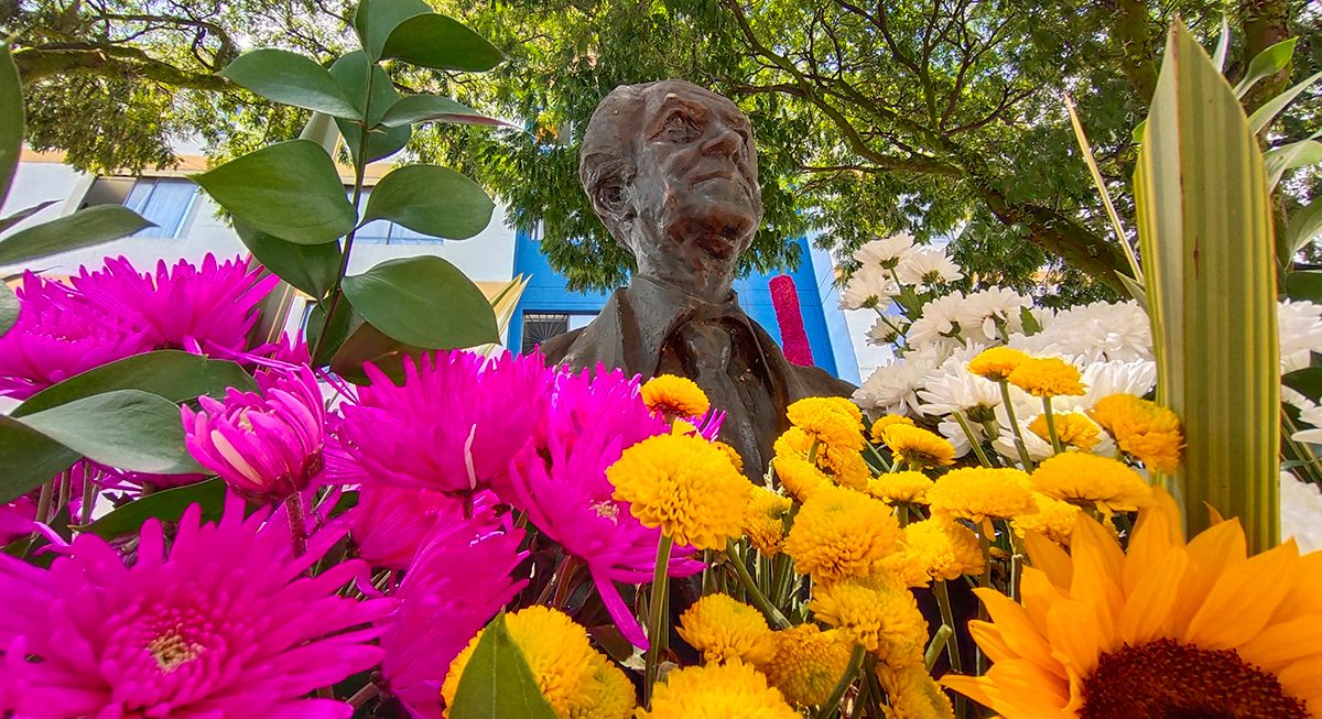  flores adornarán los bustos de la Avenida La Playa durante la Feria  de las Flores - Sucesos Metropolitanos